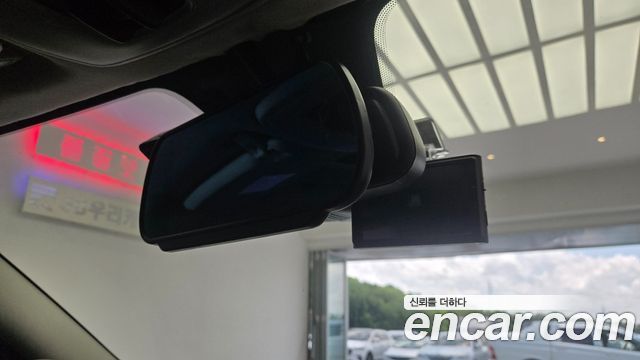 Volvo C30 2012 — photo 19