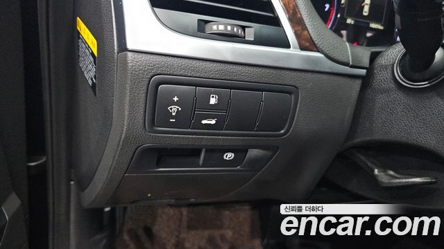 Hyundai Genesis 2016 — photo 16