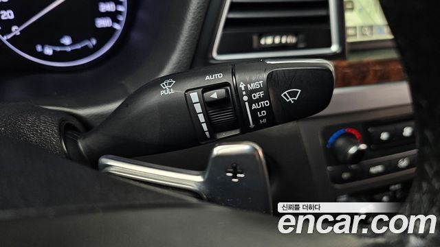 Hyundai Genesis 2016 — photo 17