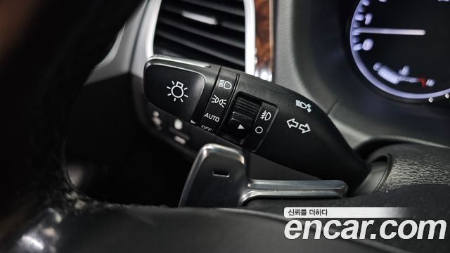 Hyundai Genesis 2016 — photo 18