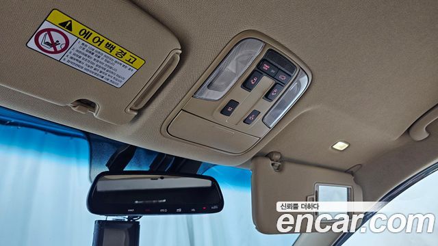 Kia Canival 2019 — photo 27
