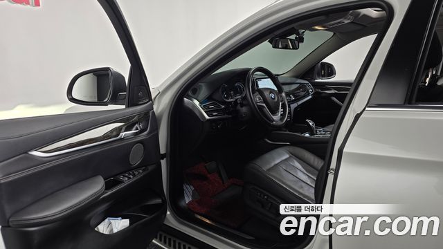 BMW X6 2018 — photo 13