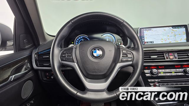 BMW X6 2018 — photo 19