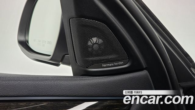 BMW X6 2018 — photo 37