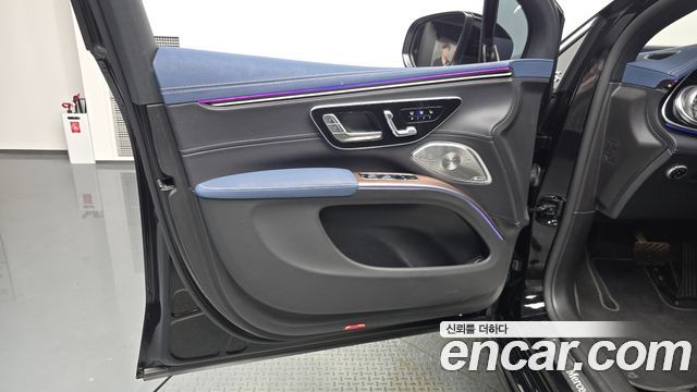 Mercedes-Benz EQS 2023 — photo 14