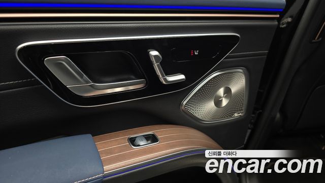 Mercedes-Benz EQS 2023 — photo 27