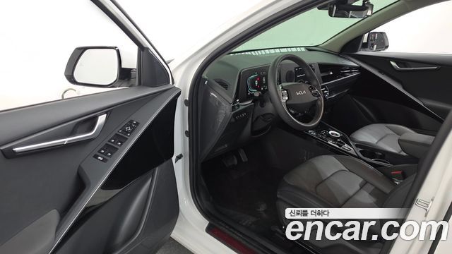 Kia Niro 2026 — photo 13