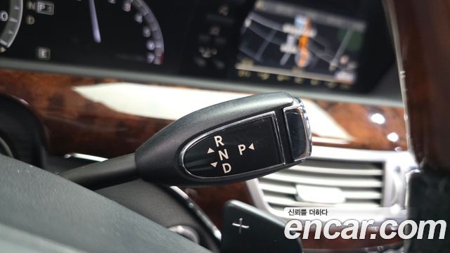 Mercedes-Benz S-Class 2012 — photo 9