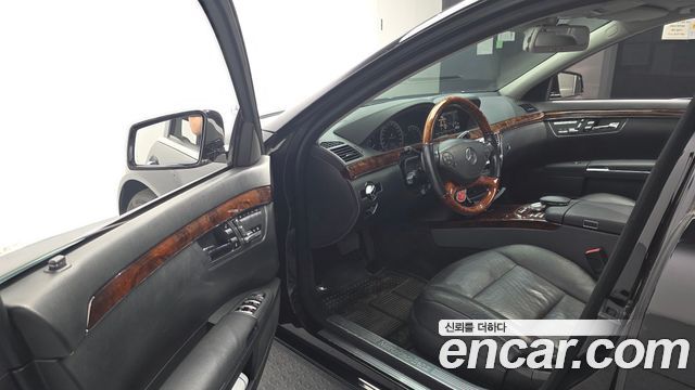 Mercedes-Benz S-Class 2012 — photo 10