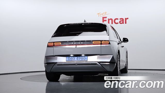 Hyundai Ioniq5 2023 — photo 4