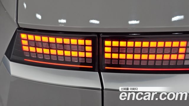 Hyundai Ioniq5 2023 — photo 9