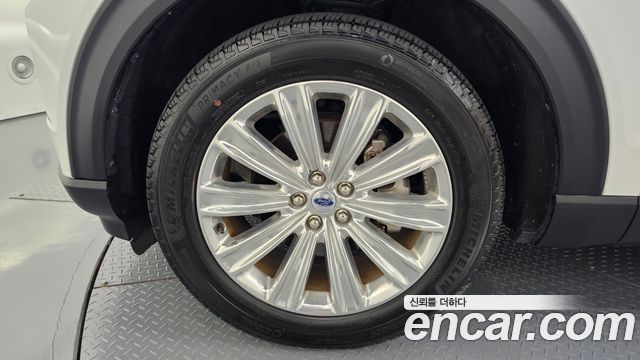 Ford Explorer 2022 — photo 5