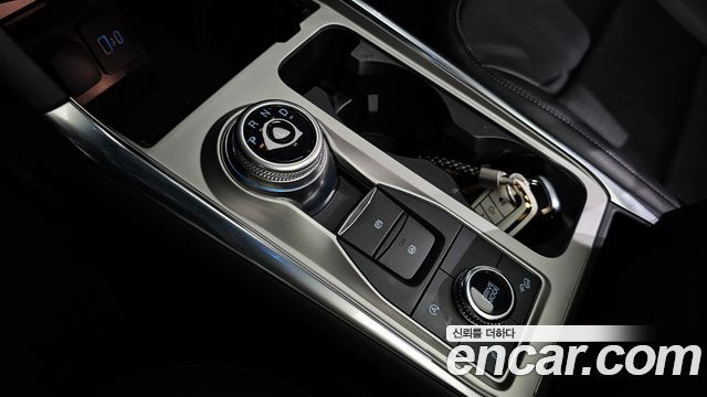 Ford Explorer 2022 — photo 12