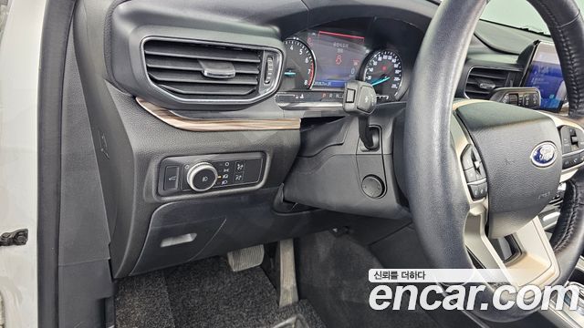 Ford Explorer 2022 — photo 23