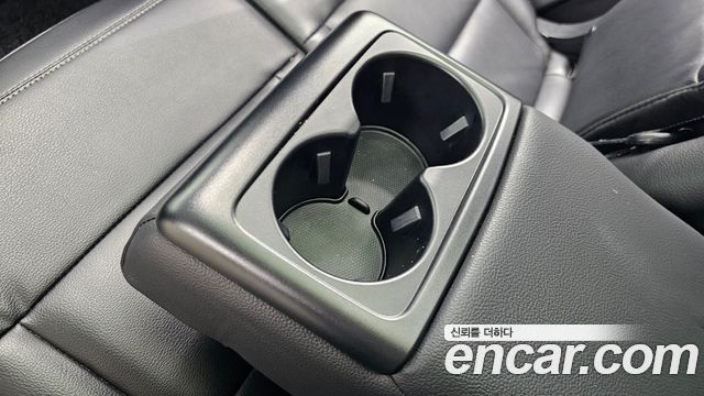Ford Explorer 2022 — photo 29