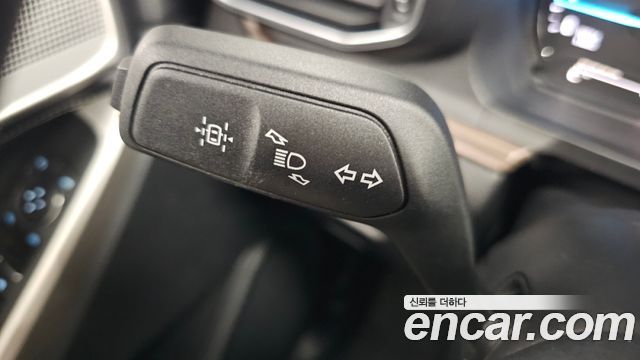 Ford Explorer 2022 — photo 32