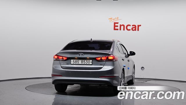Hyundai AVANTE 2017 — photo 4