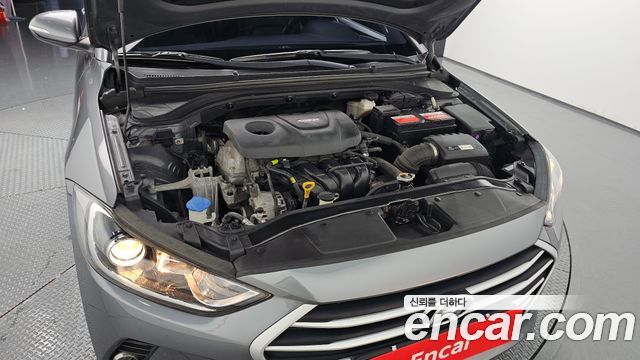 Hyundai AVANTE 2017 — photo 6