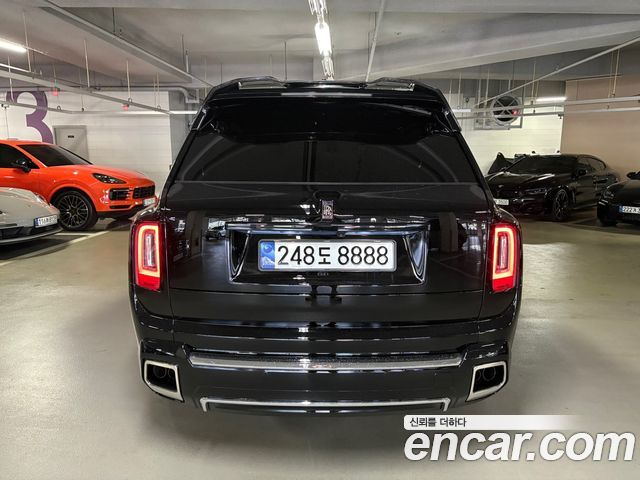 Rolls-Royce Cullinan 2019 — photo 6