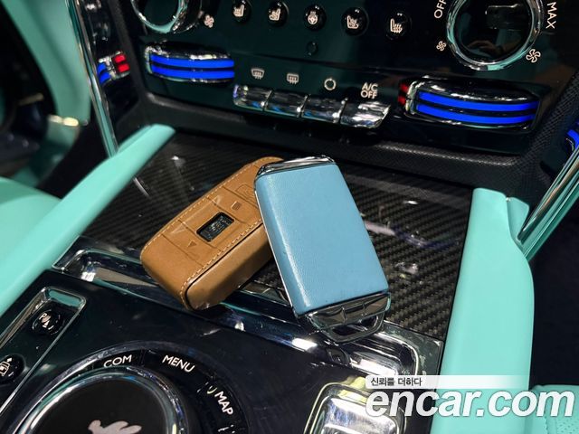 Rolls-Royce Cullinan 2019 — photo 10