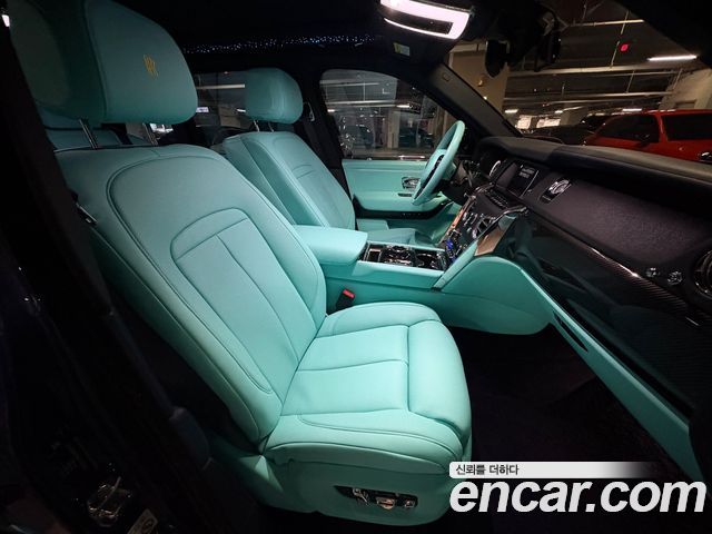 Rolls-Royce Cullinan 2019 — photo 15