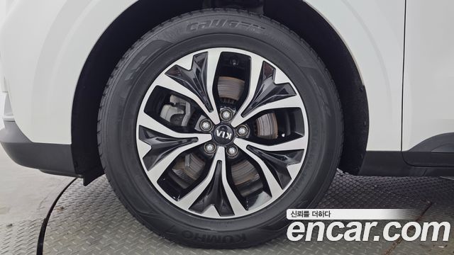 Kia Canival 2021 — photo 5