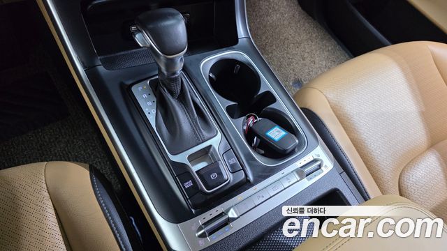 Kia Canival 2021 — photo 9