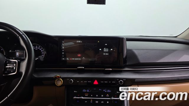 Kia Canival 2021 — photo 14