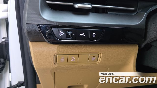 Kia Canival 2021 — photo 18
