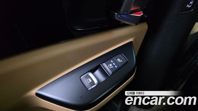 Kia Canival 2021 — photo 19