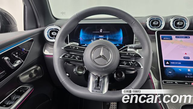 Mercedes-Benz GLC-Class 2025 — photo 12