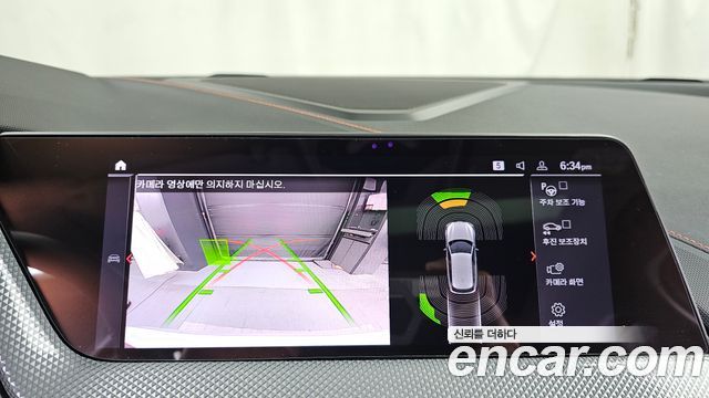 BMW 1-Series 2021 — photo 21