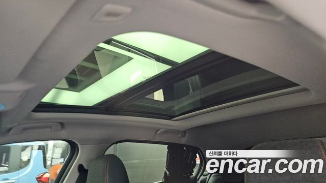BMW 1-Series 2021 — photo 24