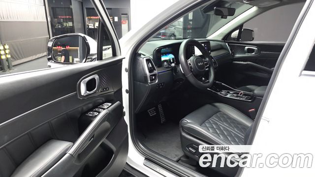 Kia Sorento 2023 — photo 13