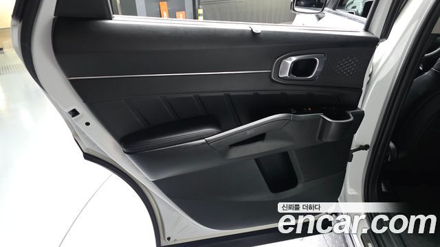 Kia Sorento 2023 — photo 15