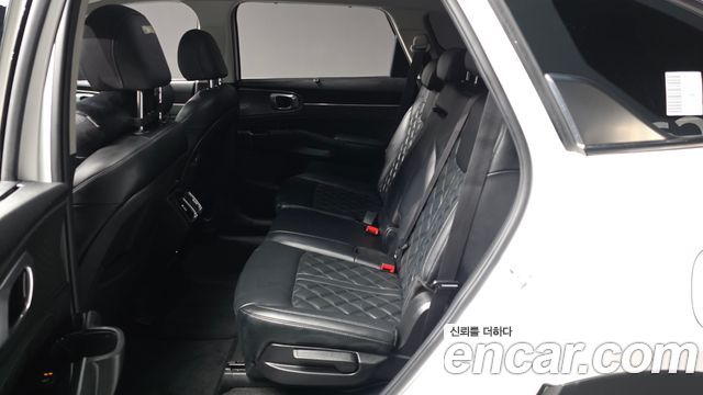 Kia Sorento 2023 — photo 16