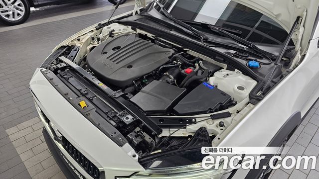 Volvo V60 2023 — photo 6