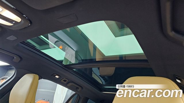 Volvo V60 2023 — photo 24