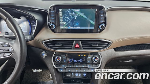Hyundai Santafe 2019 — photo 20