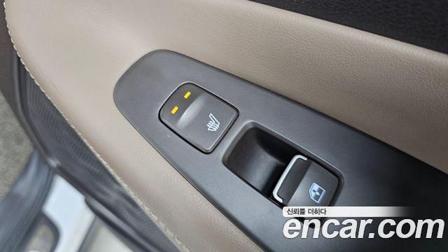 Hyundai Santafe 2019 — photo 24
