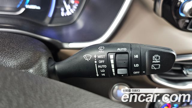 Hyundai Santafe 2019 — photo 29