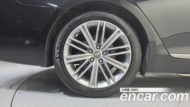 Genesis G80 2018 — photo 5