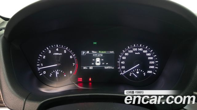 Genesis G80 2018 — photo 11
