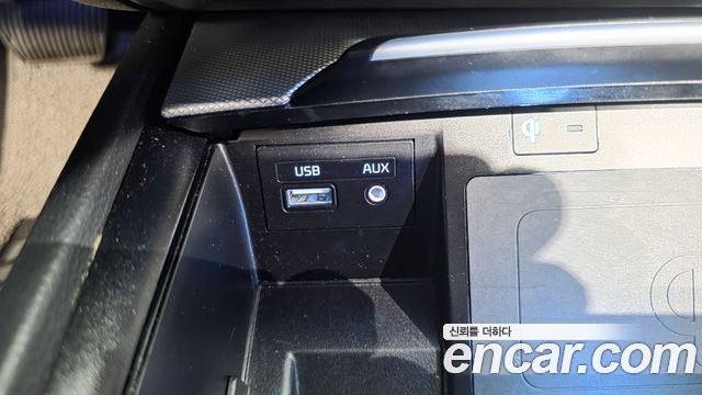 Genesis G80 2018 — photo 19