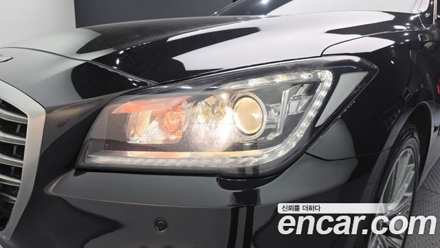 Genesis G80 2018 — photo 8