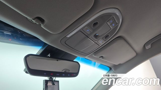 Genesis G80 2018 — photo 28