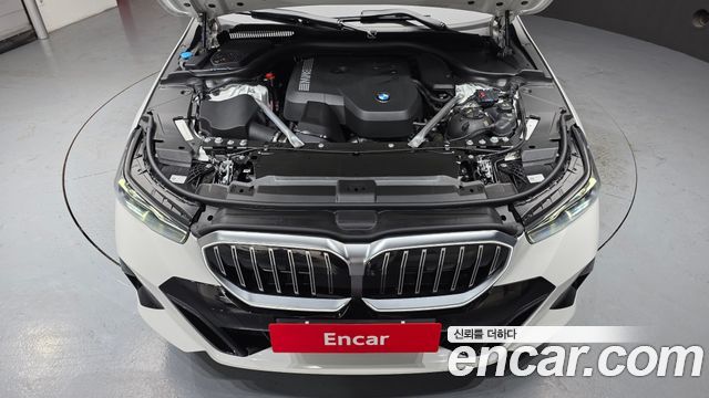 BMW 5-Series 2026 — photo 6