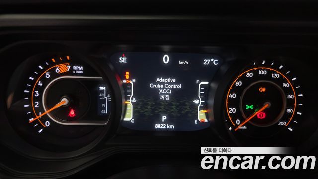 Jeep Wrangler 2025 — photo 8