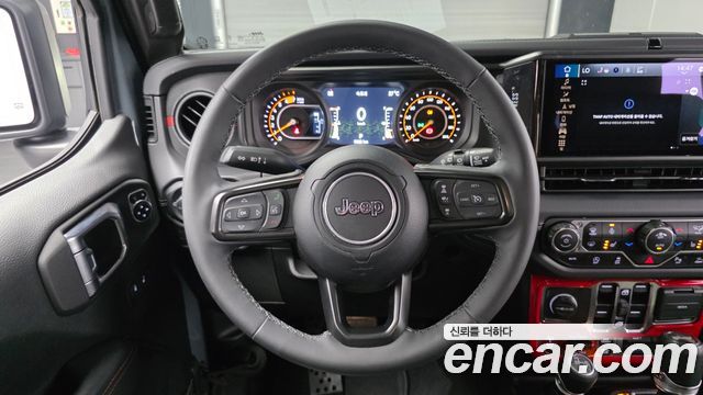 Jeep Wrangler 2025 — photo 12