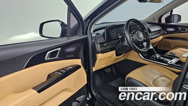 Kia Canival 2021 — photo 16